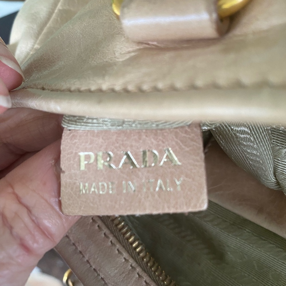 PRADA Vitello Leather Lux Satchel W/COA and Prada Authenticity - Picture 12 of 16